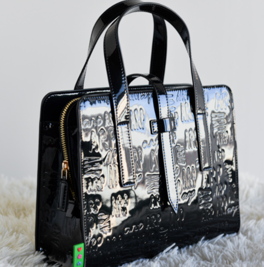 Bolso tote charol logo ARP